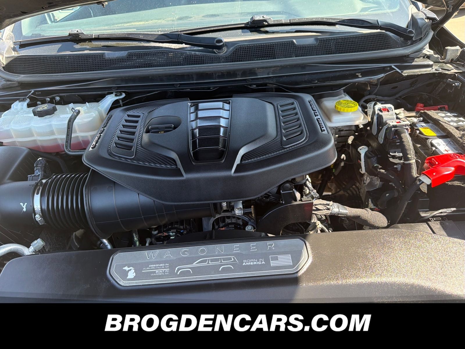 2025 Jeep Wagoneer Base