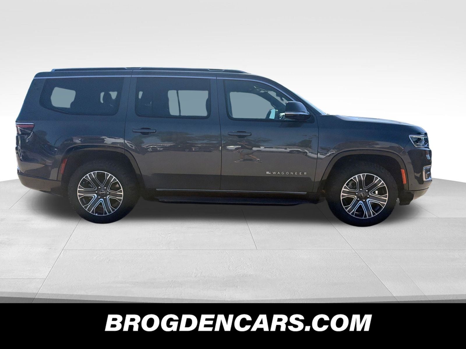2025 Jeep Wagoneer Base