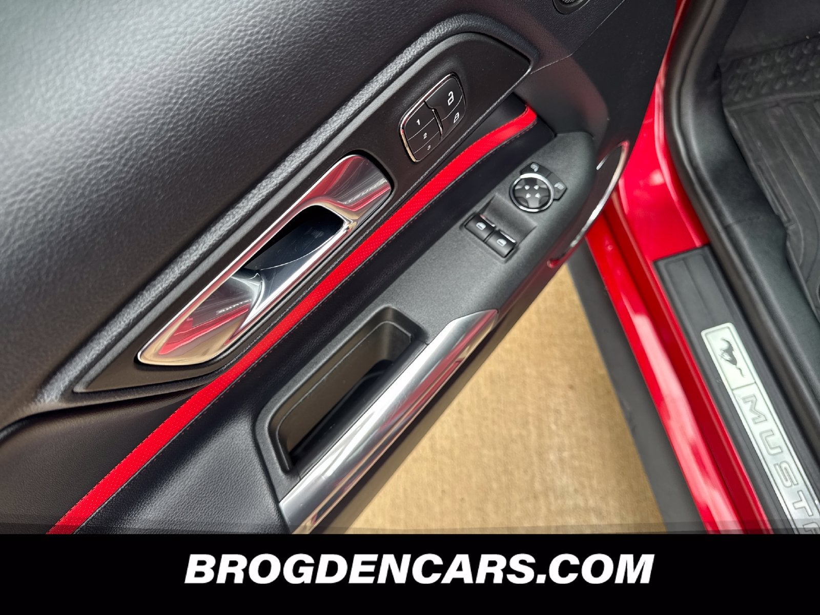 2020 Ford Mustang EcoBoost Premium