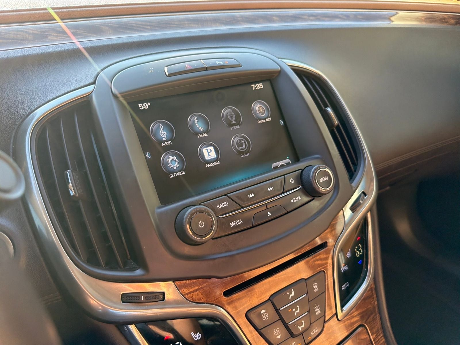 2014 Buick LaCrosse Leather Group