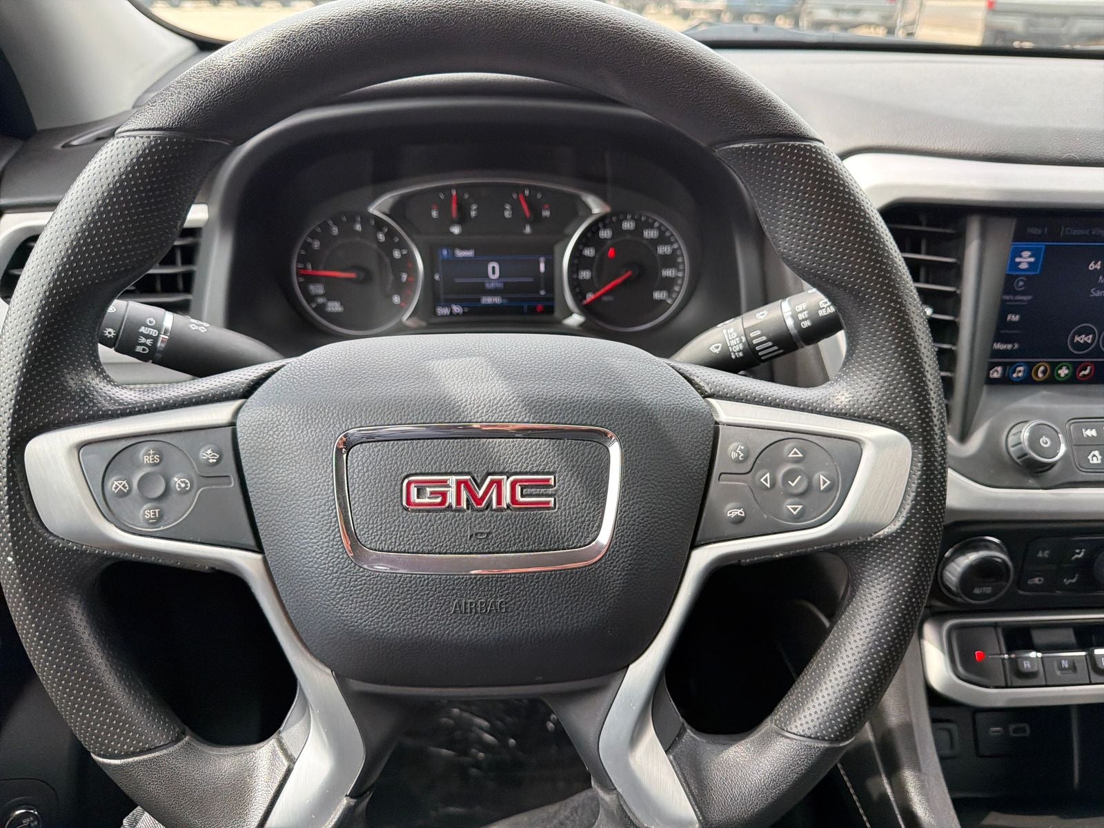 2023 GMC Acadia SLE