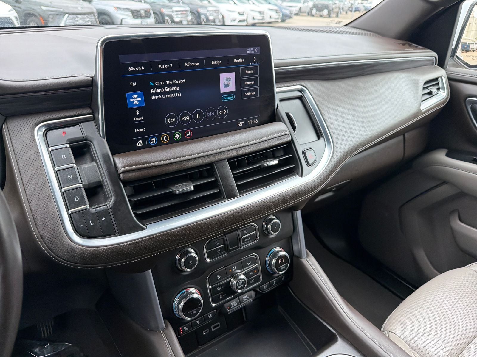 2021 GMC Yukon SLT