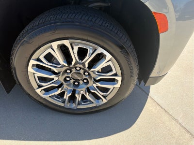 2024 GMC Yukon XL Denali Ultimate