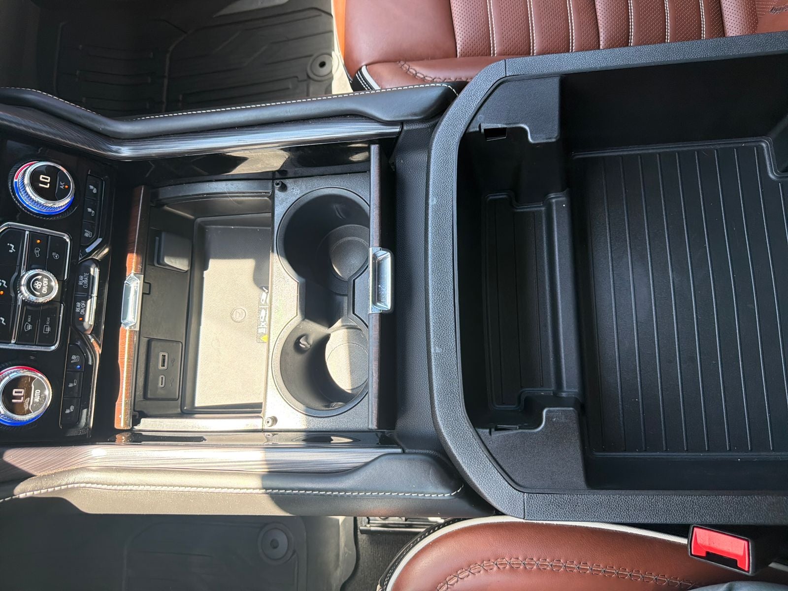 2024 GMC Yukon XL Denali Ultimate