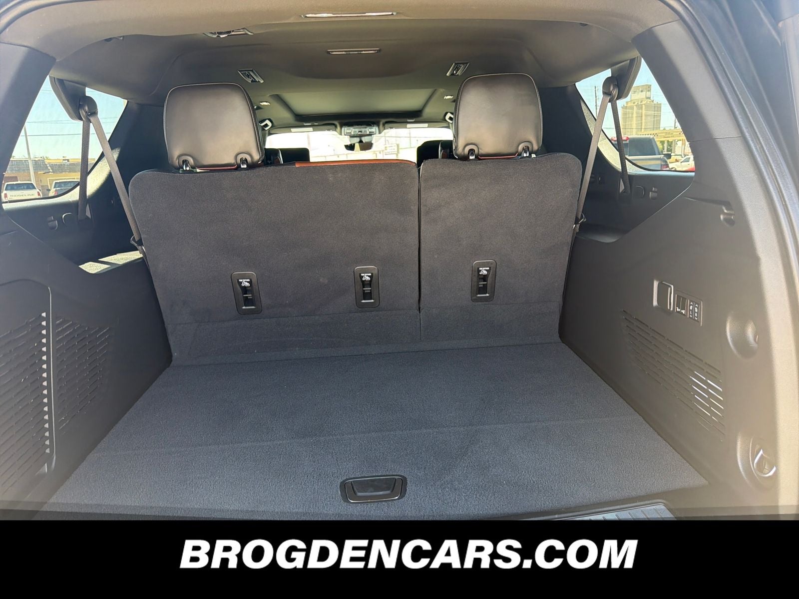 2024 GMC Yukon XL Denali Ultimate