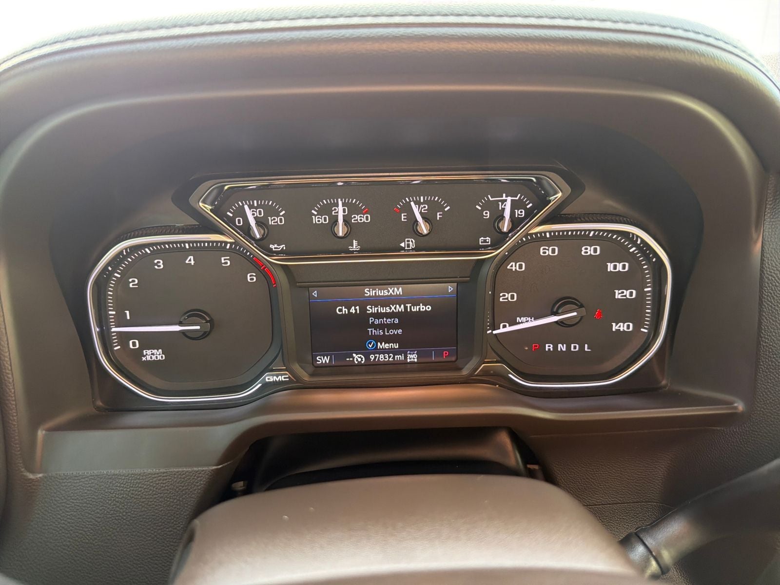 2022 GMC Sierra 2500HD SLT