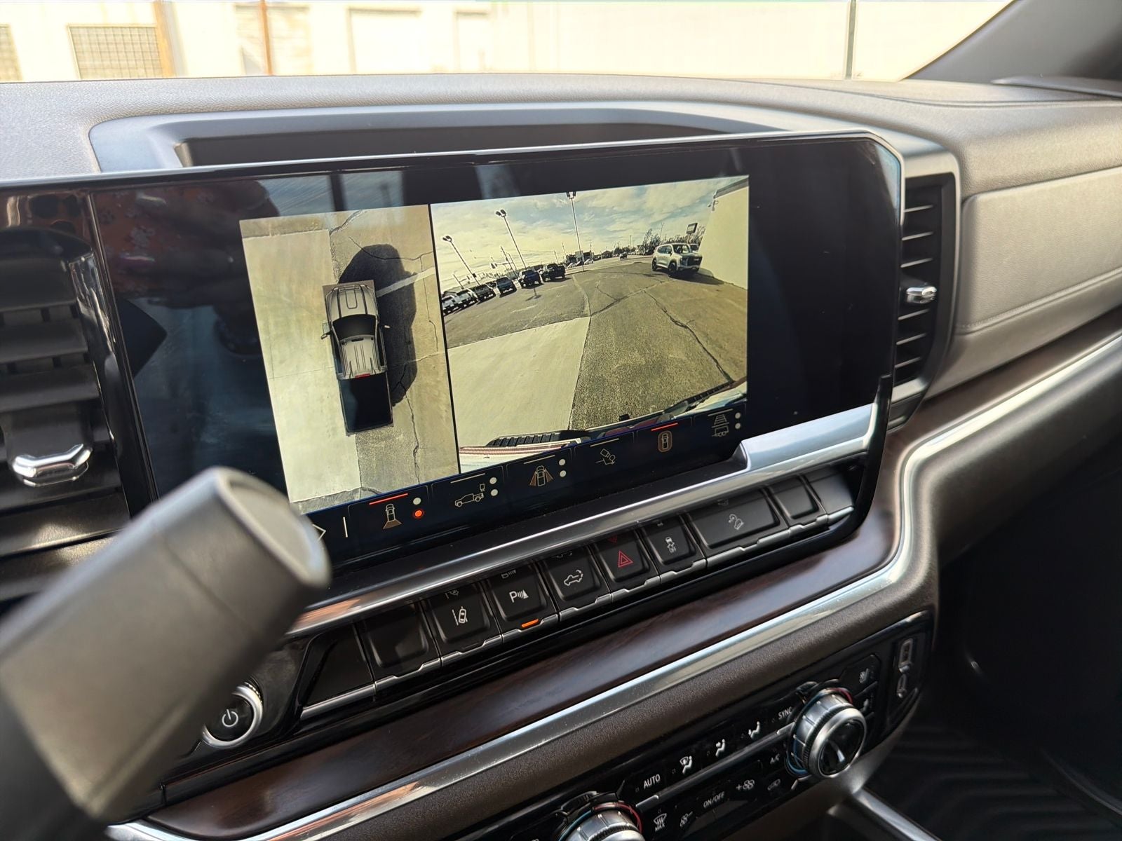 2024 GMC Sierra 2500HD SLT