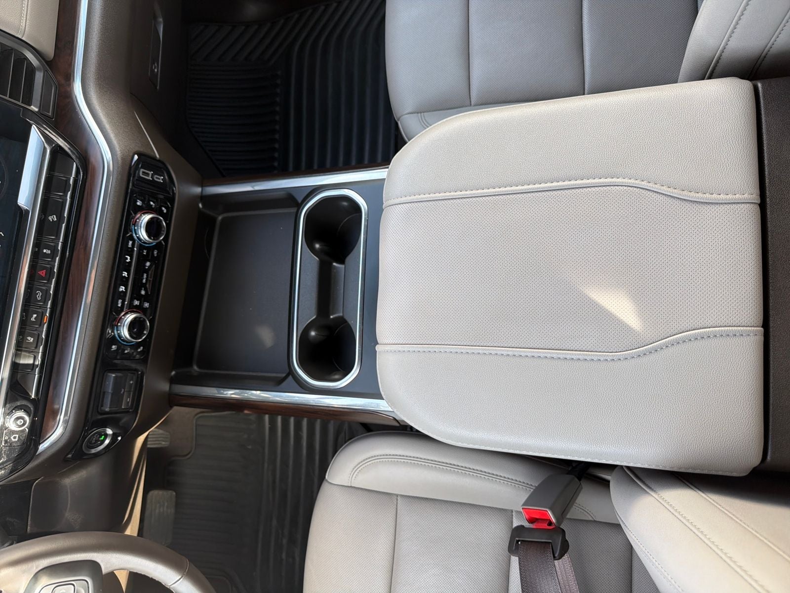 2024 GMC Sierra 2500HD SLT