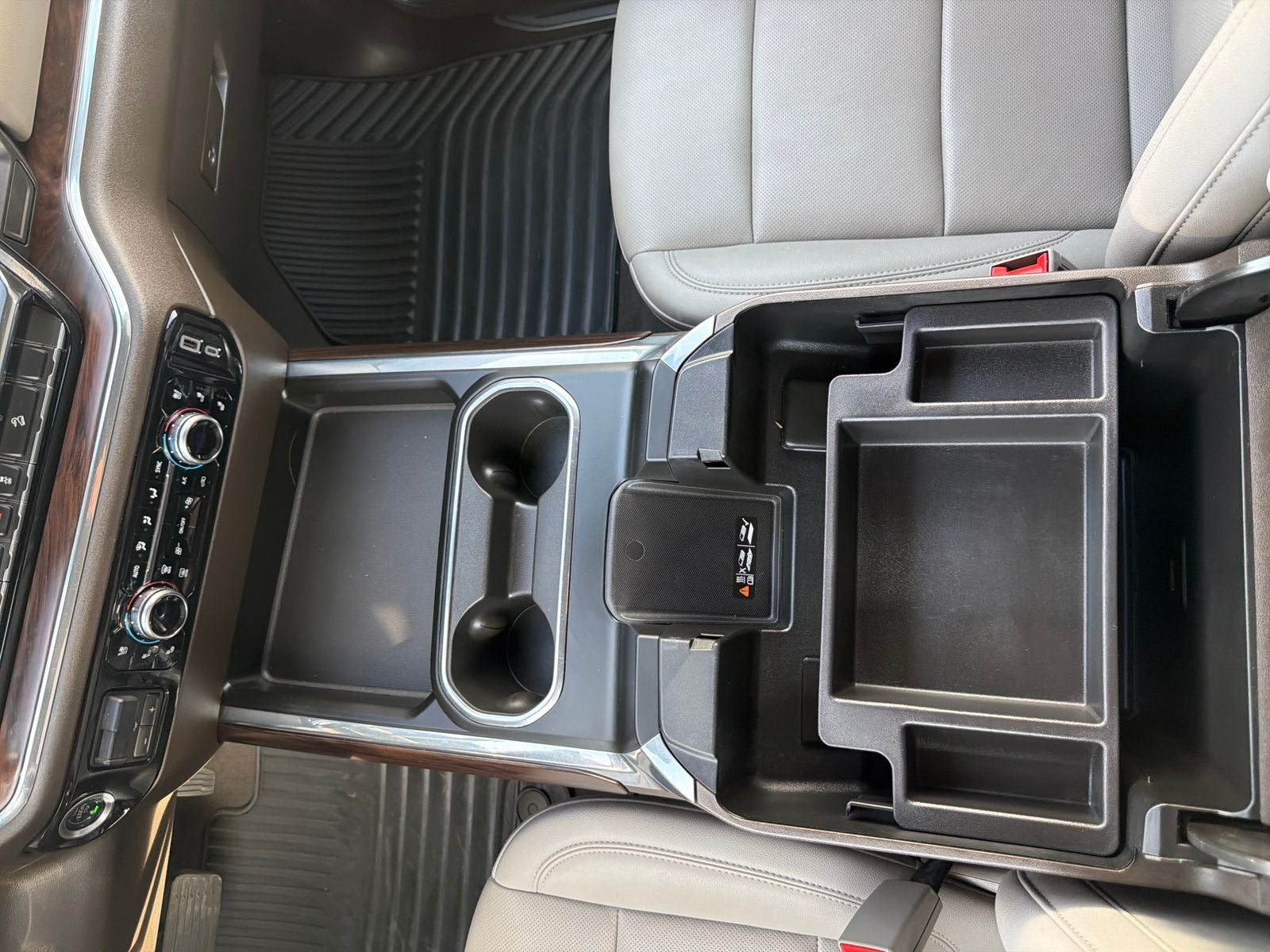 2024 GMC Sierra 2500HD SLT