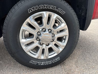 2022 GMC Sierra 2500HD Denali