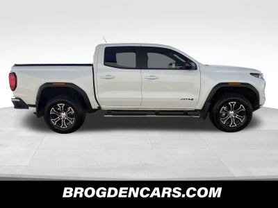 2023 GMC Canyon AT4