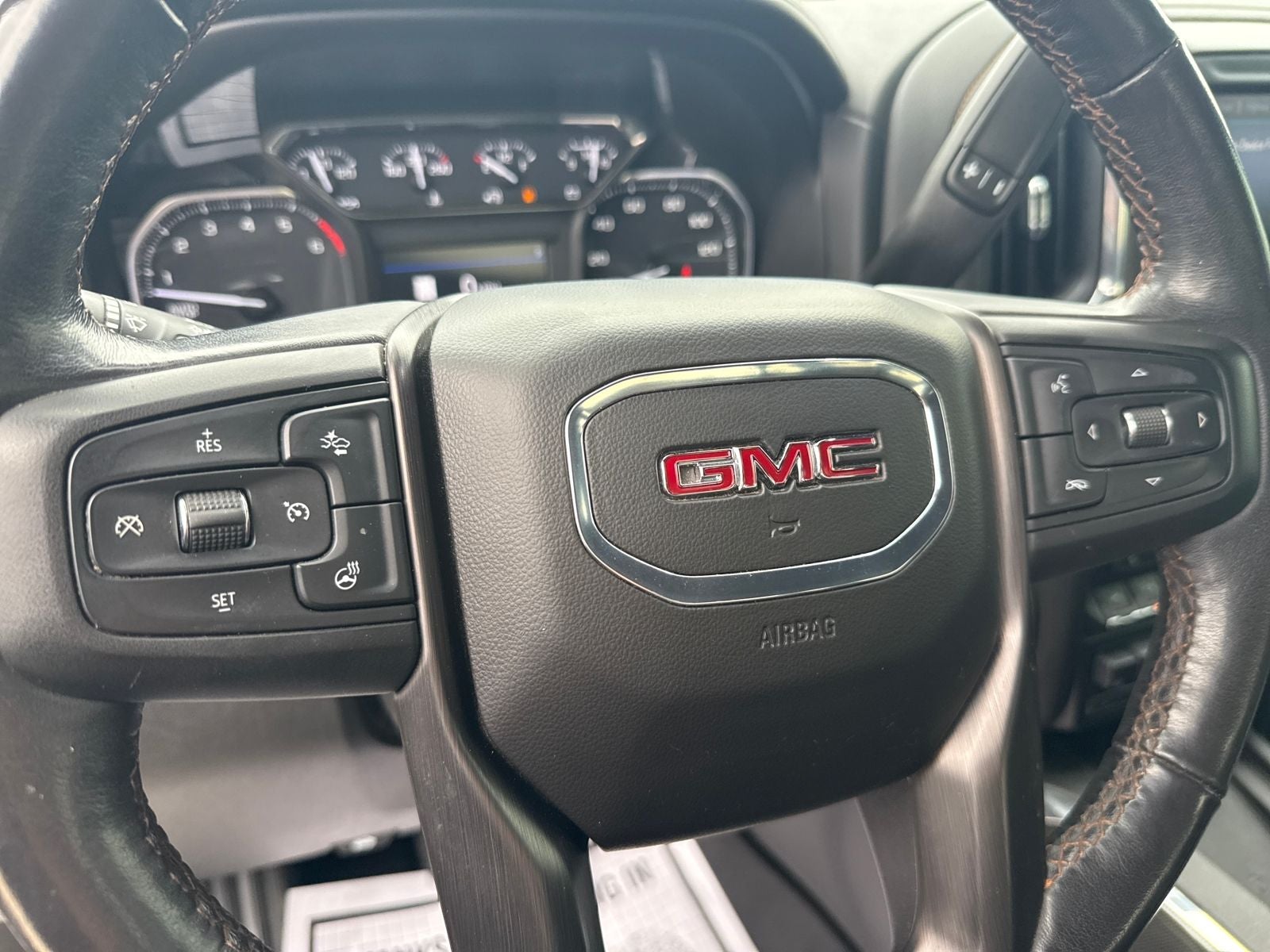 2021 GMC Sierra 1500 AT4