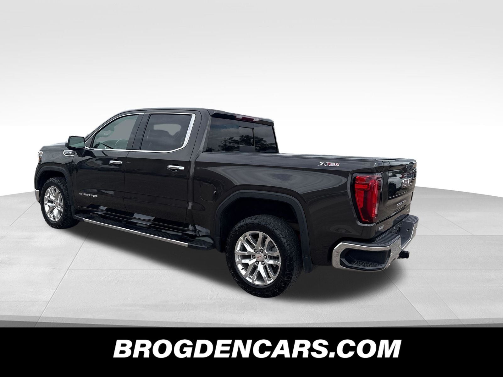 2021 GMC Sierra 1500 SLT