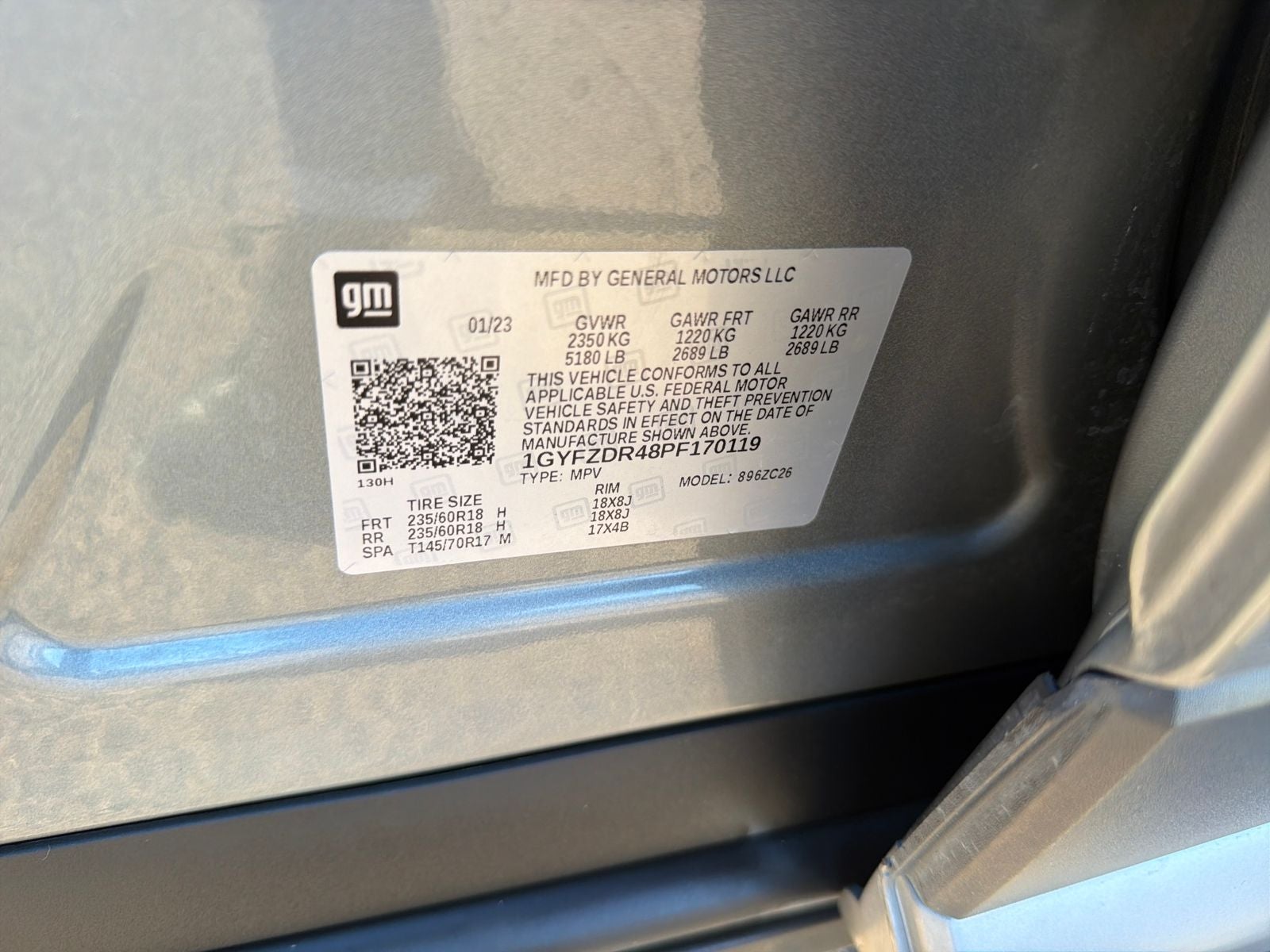 2023 Cadillac XT4 Premium Luxury