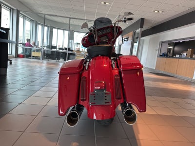 2016 Harley-Davidson Street Glide CVO