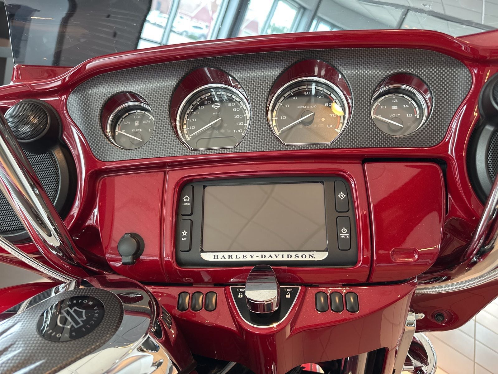 2016 Harley-Davidson Street Glide CVO