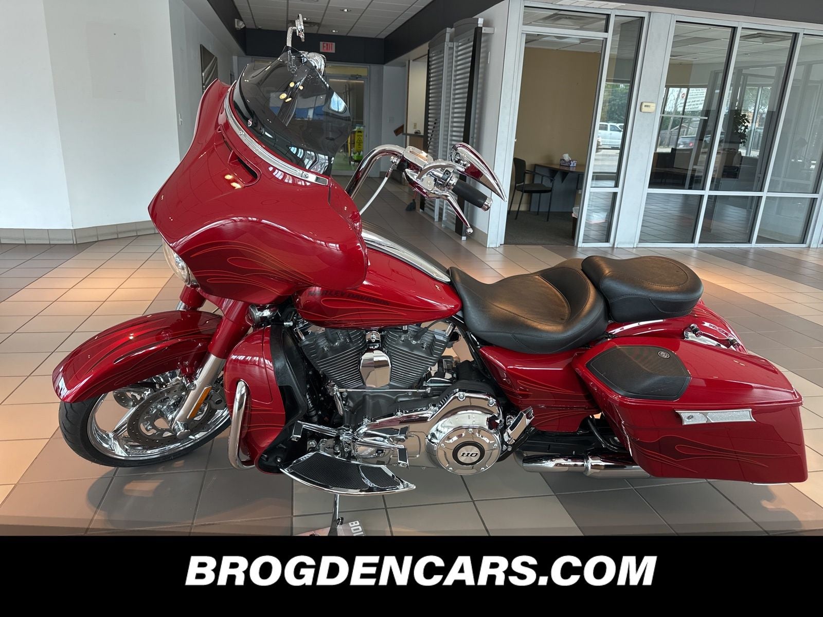 2016 Harley-Davidson Street Glide CVO