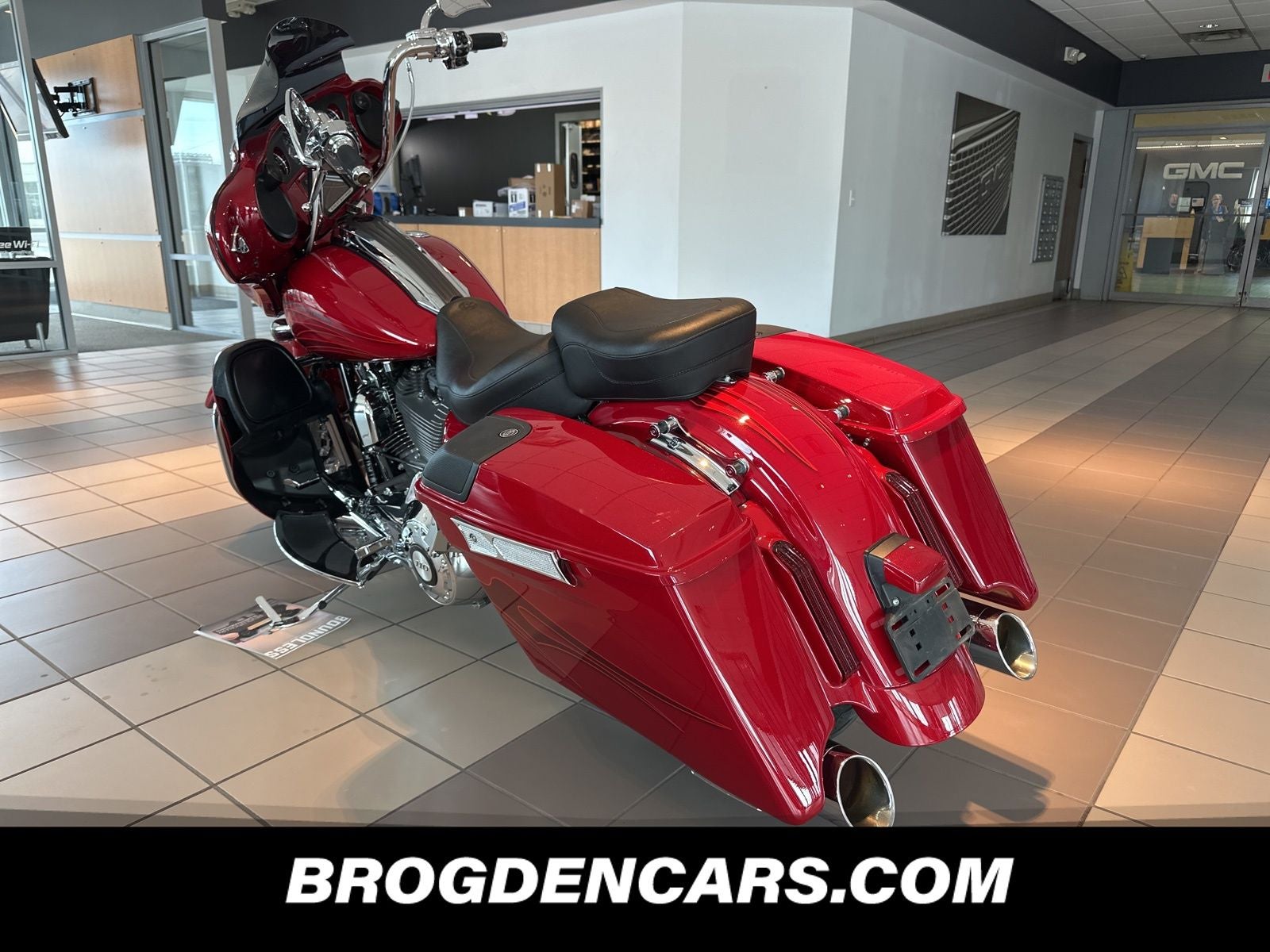 2016 Harley-Davidson Street Glide CVO