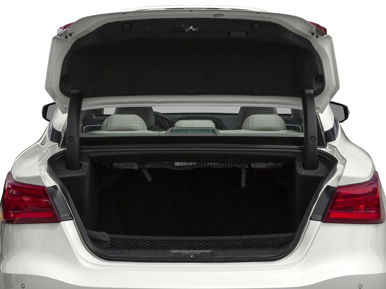 2016 Nissan Maxima SR