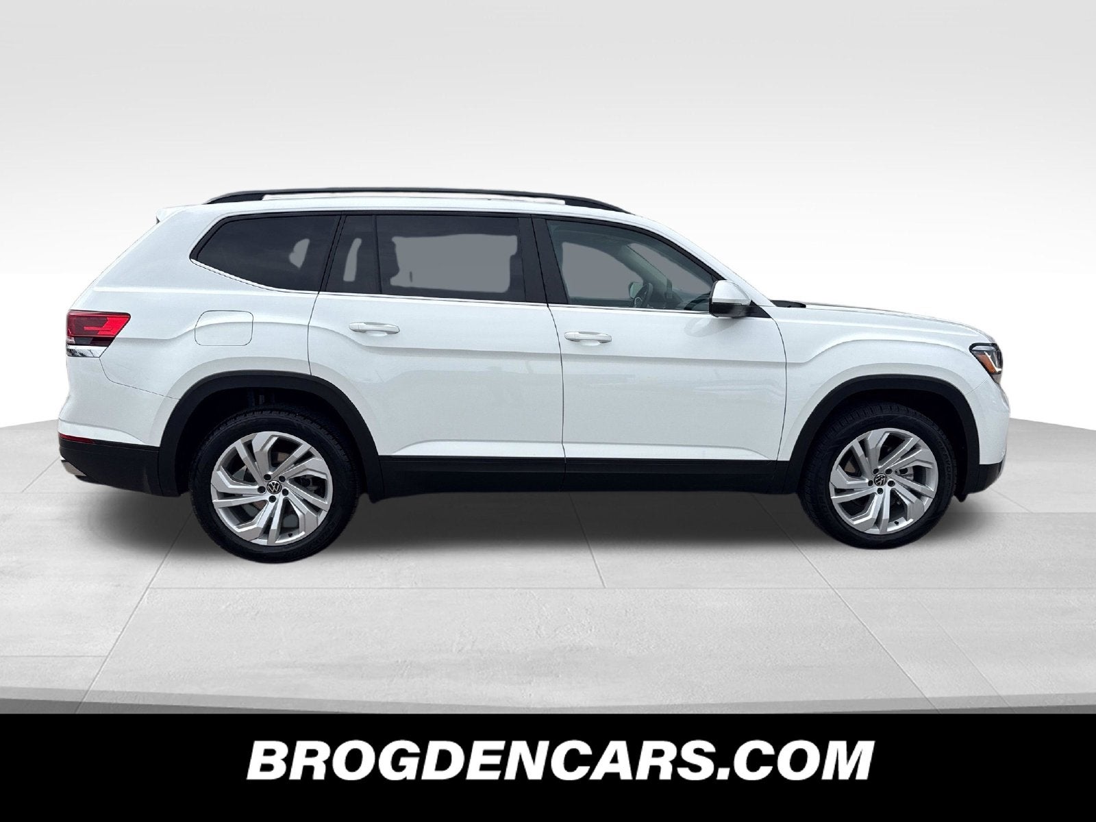 2022 Volkswagen Atlas 2.0T SE w/Technology