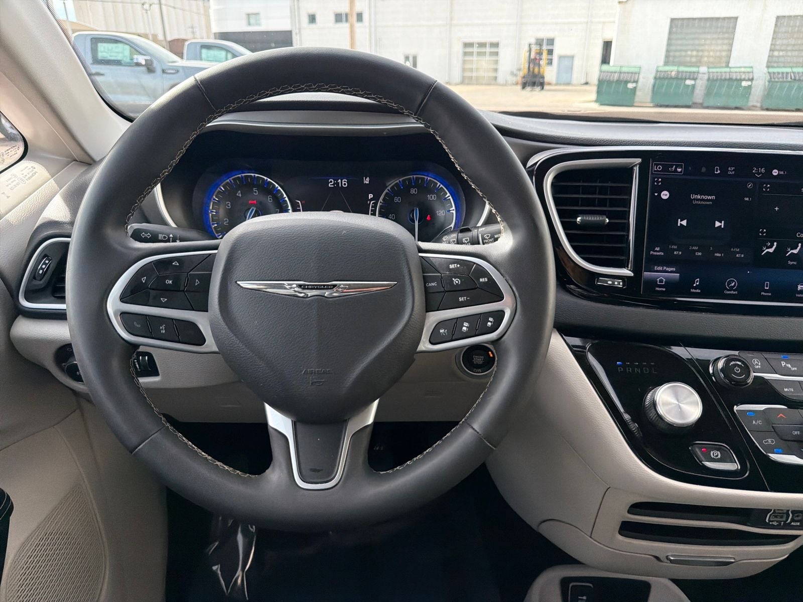 2023 Chrysler Pacifica Touring L