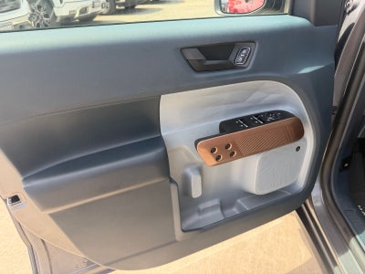 2023 Ford Maverick Lariat