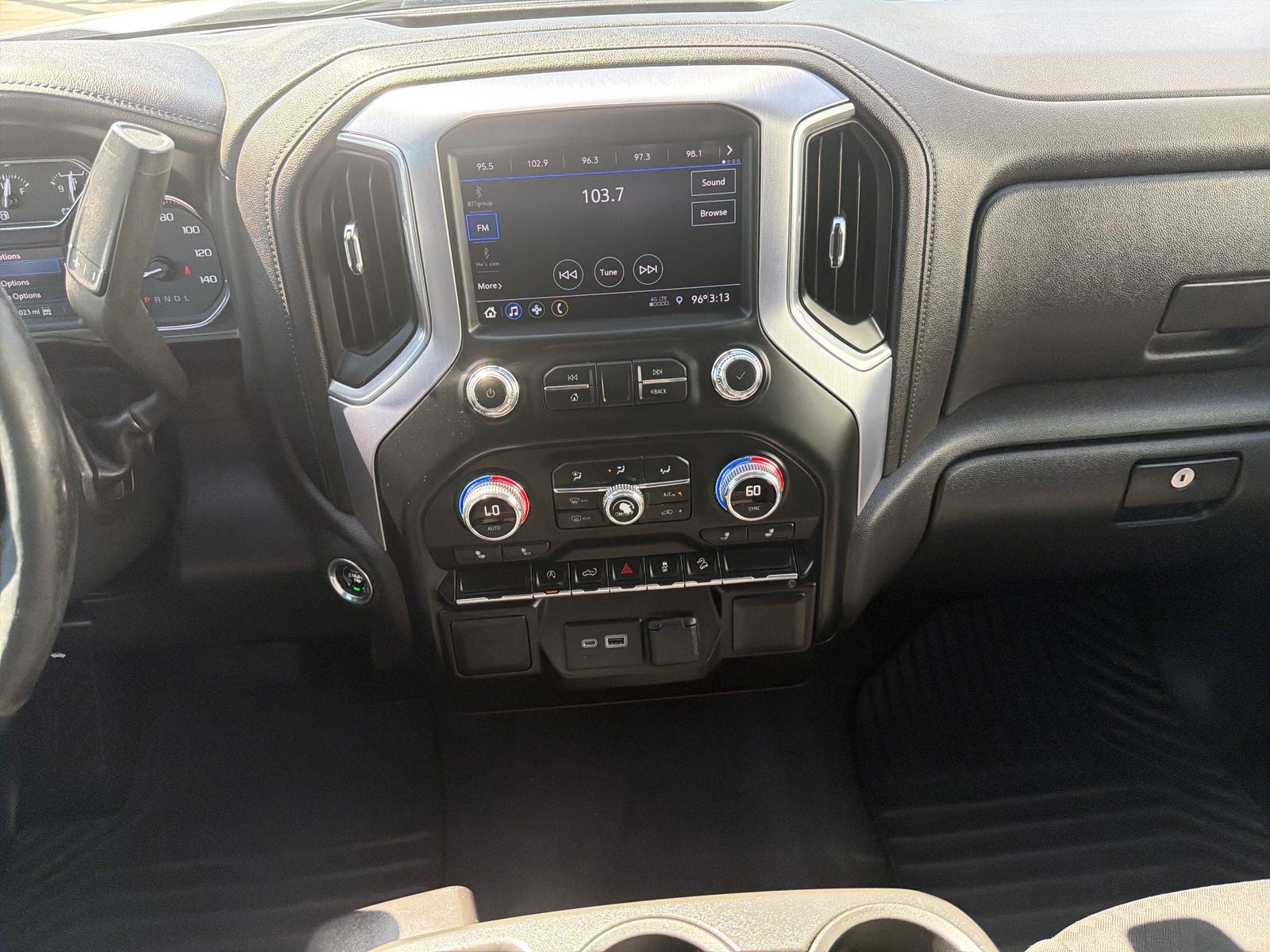 2020 GMC Sierra 1500 SLE