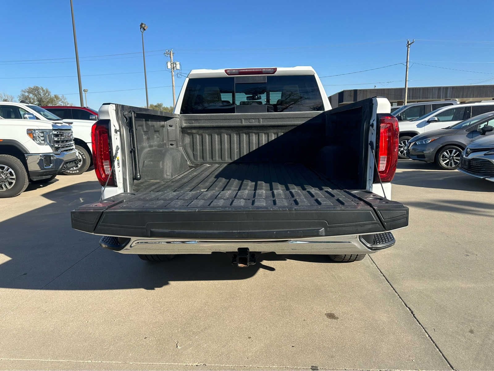 2021 GMC Sierra 1500 SLT