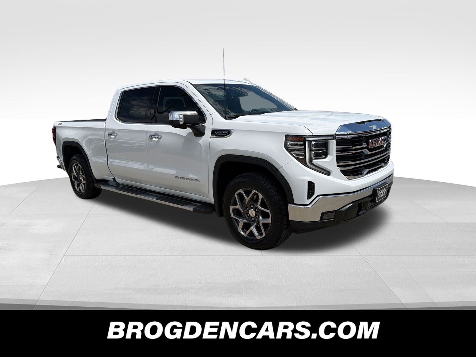 2023 GMC Sierra 1500 SLT