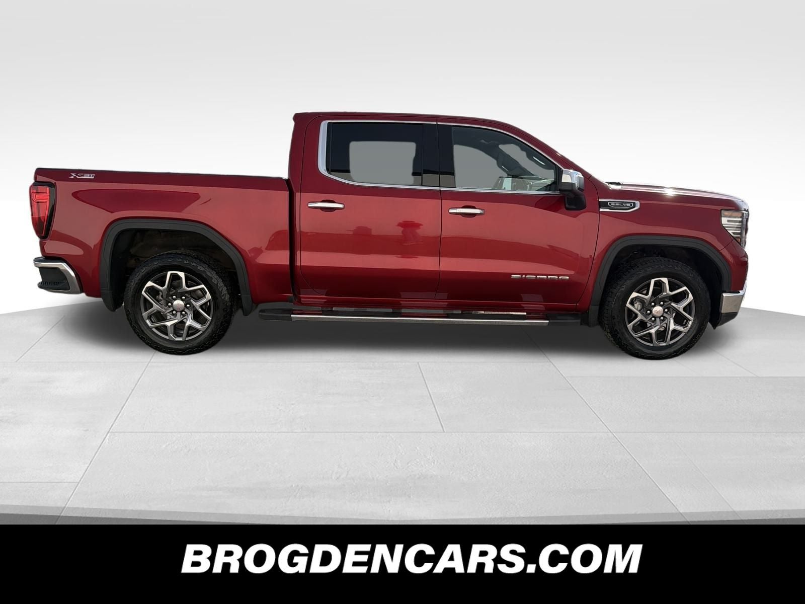 2025 GMC Sierra 1500 SLT