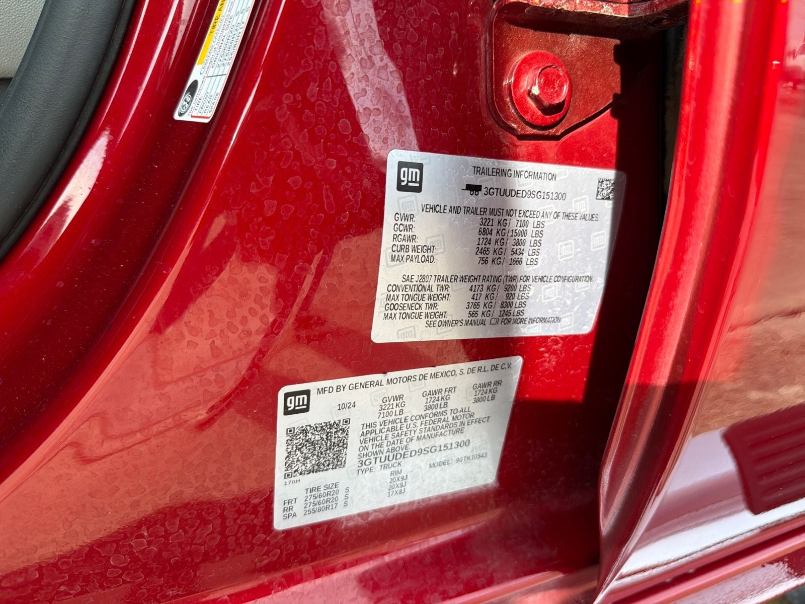 2025 GMC Sierra 1500 SLT