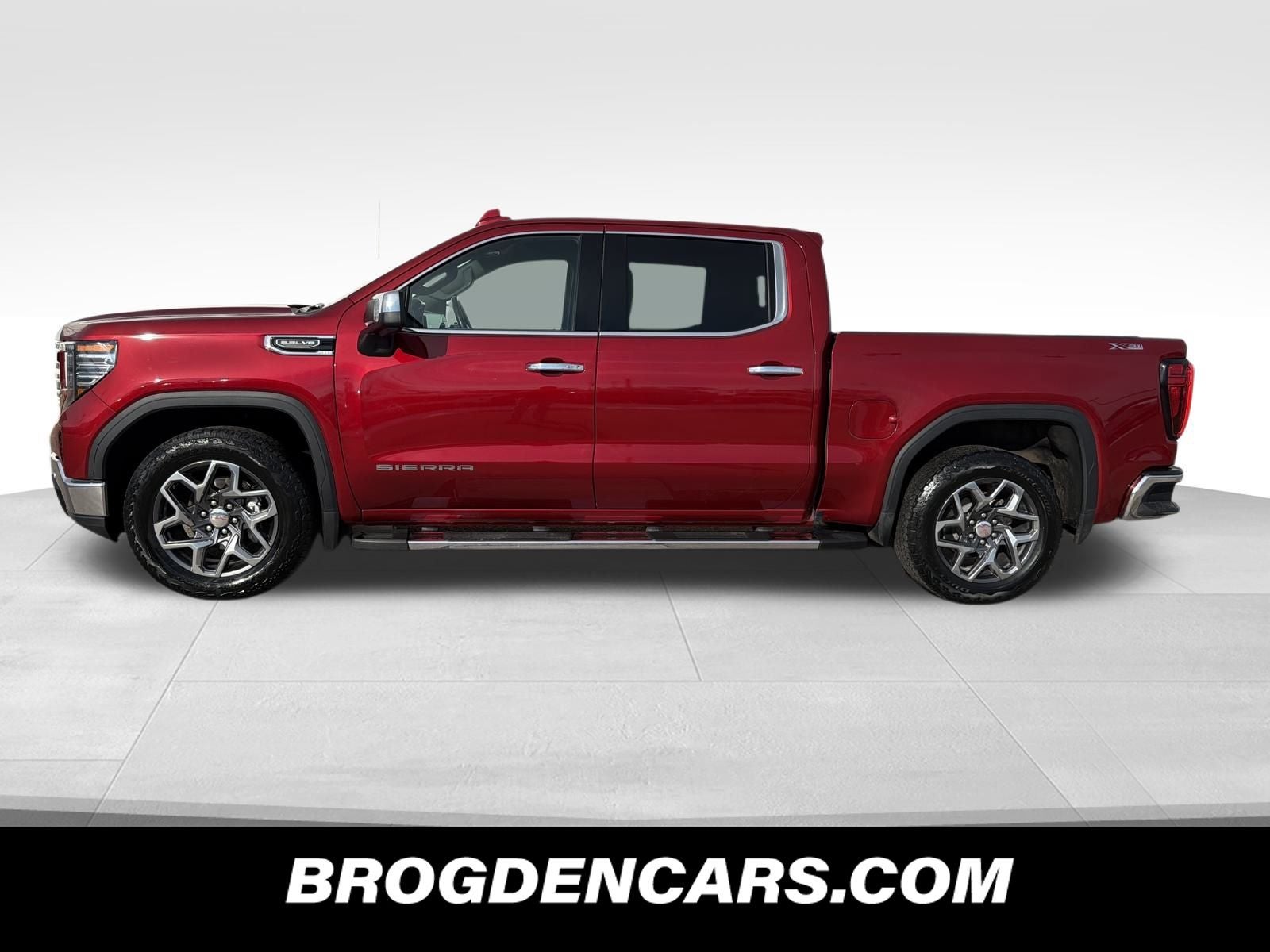 2025 GMC Sierra 1500 SLT