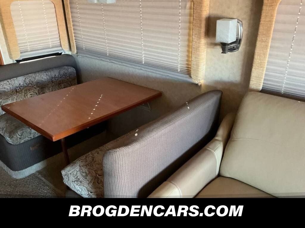 2008 Winnebago JOURNEY 39Z Base
