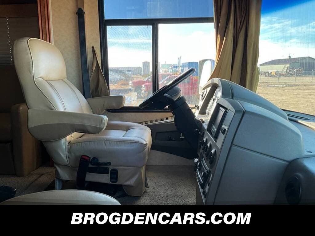 2008 Winnebago JOURNEY 39Z Base