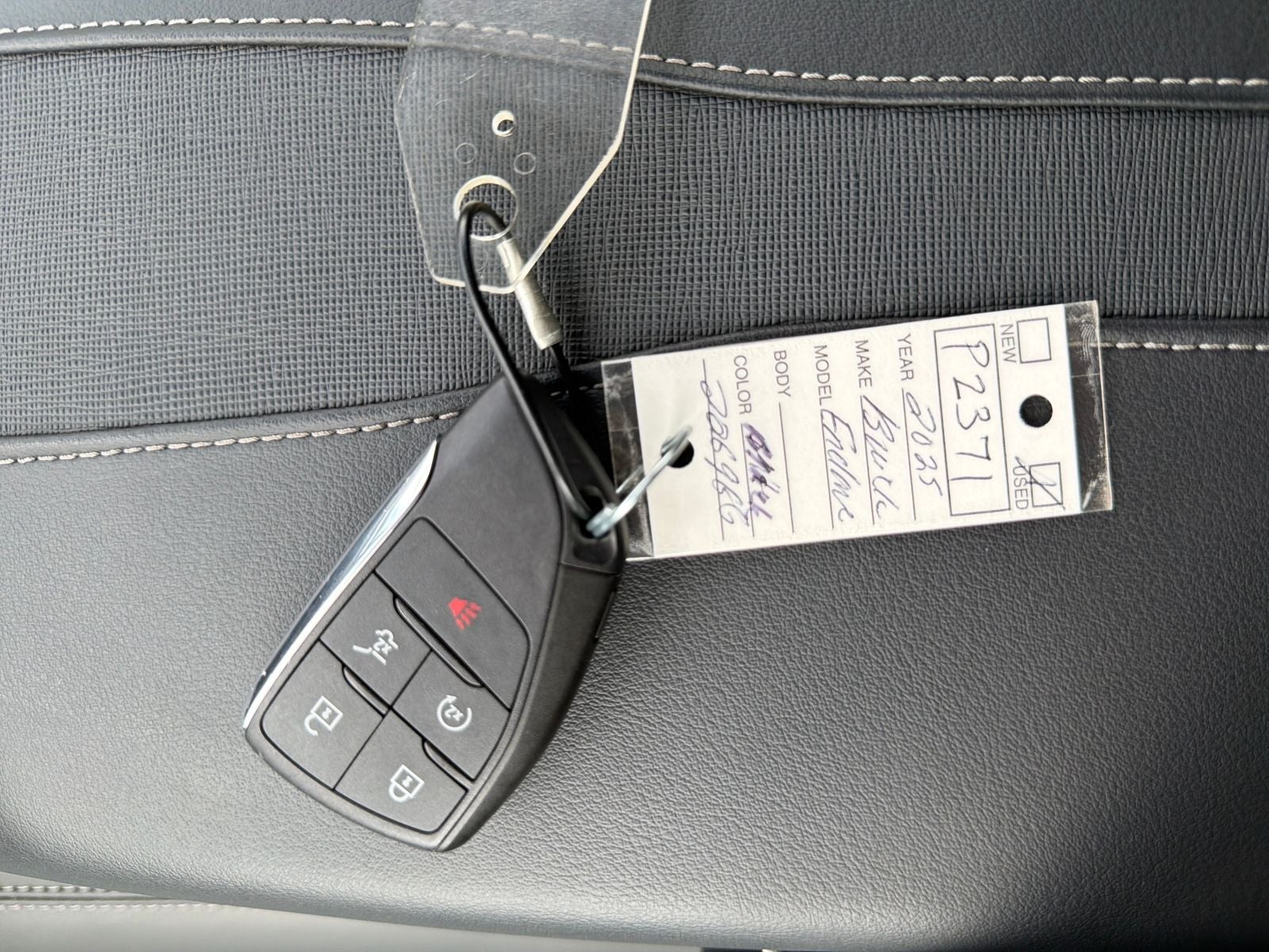 2025 Buick Enclave Preferred