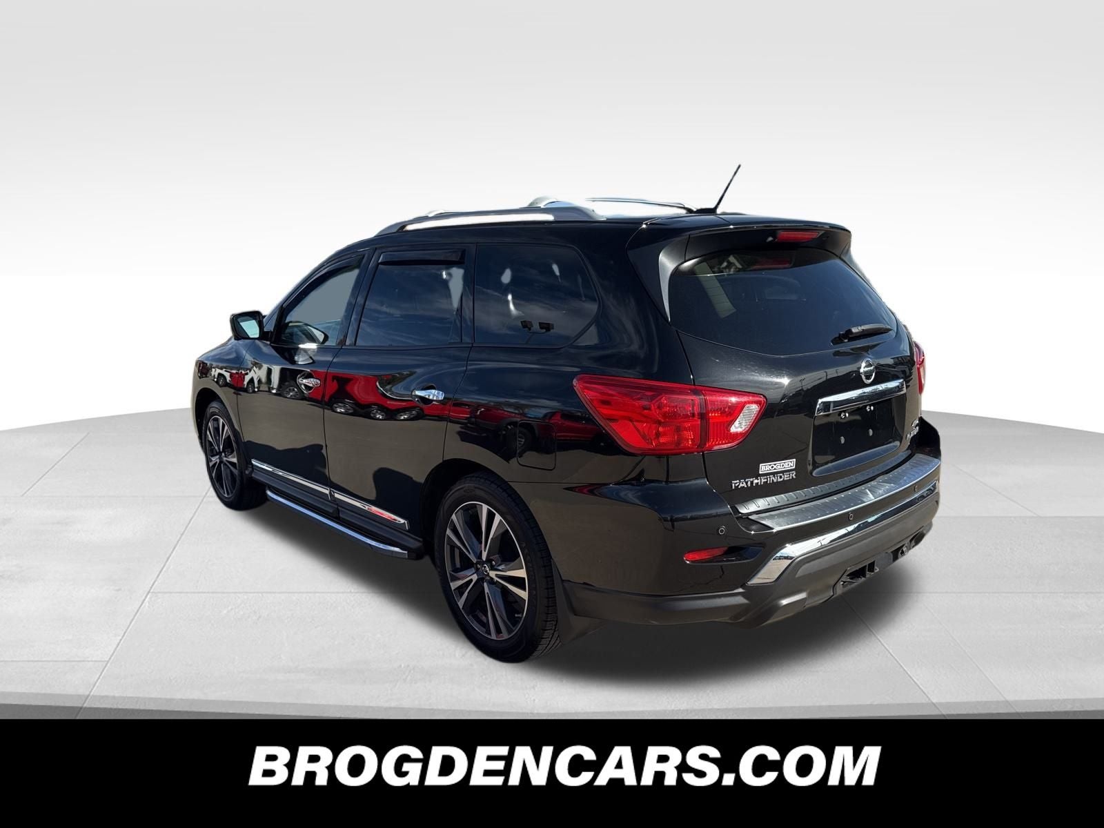 2018 Nissan Pathfinder Platinum