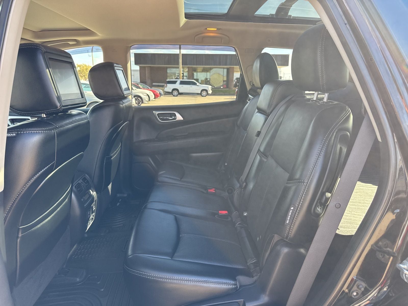 2018 Nissan Pathfinder Platinum