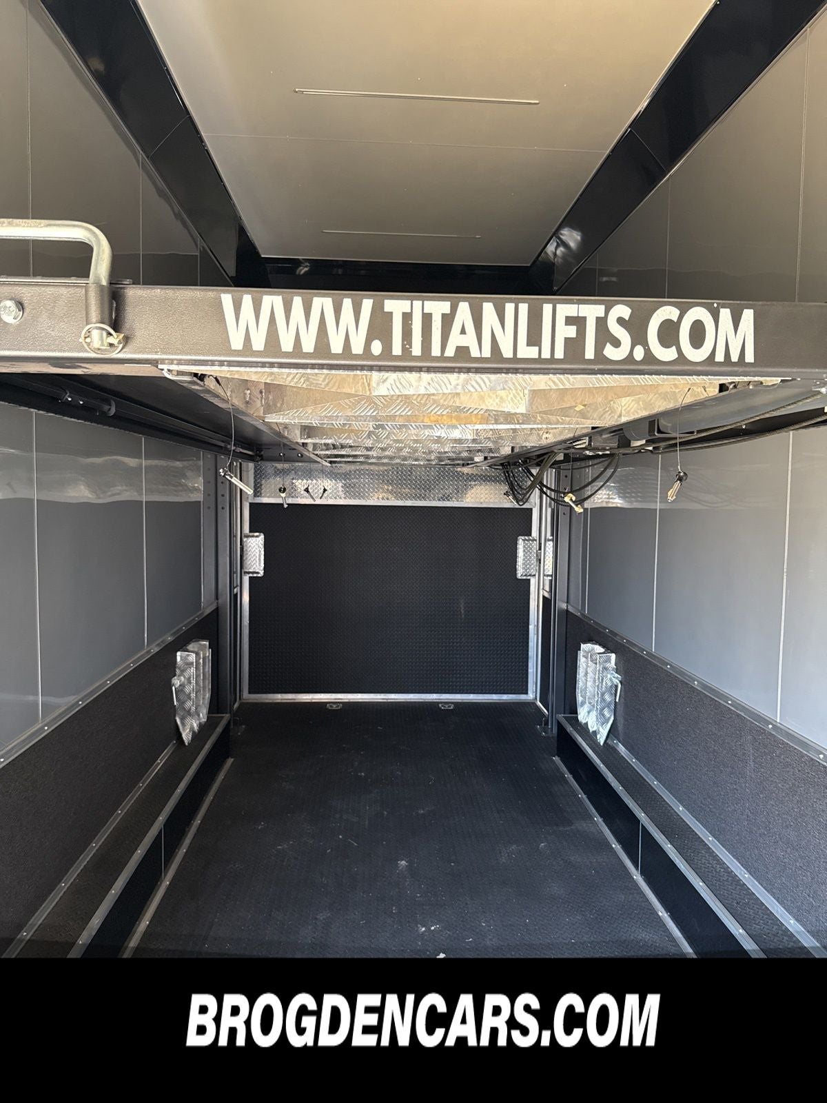 2022 CARGO MATE STACKER Base