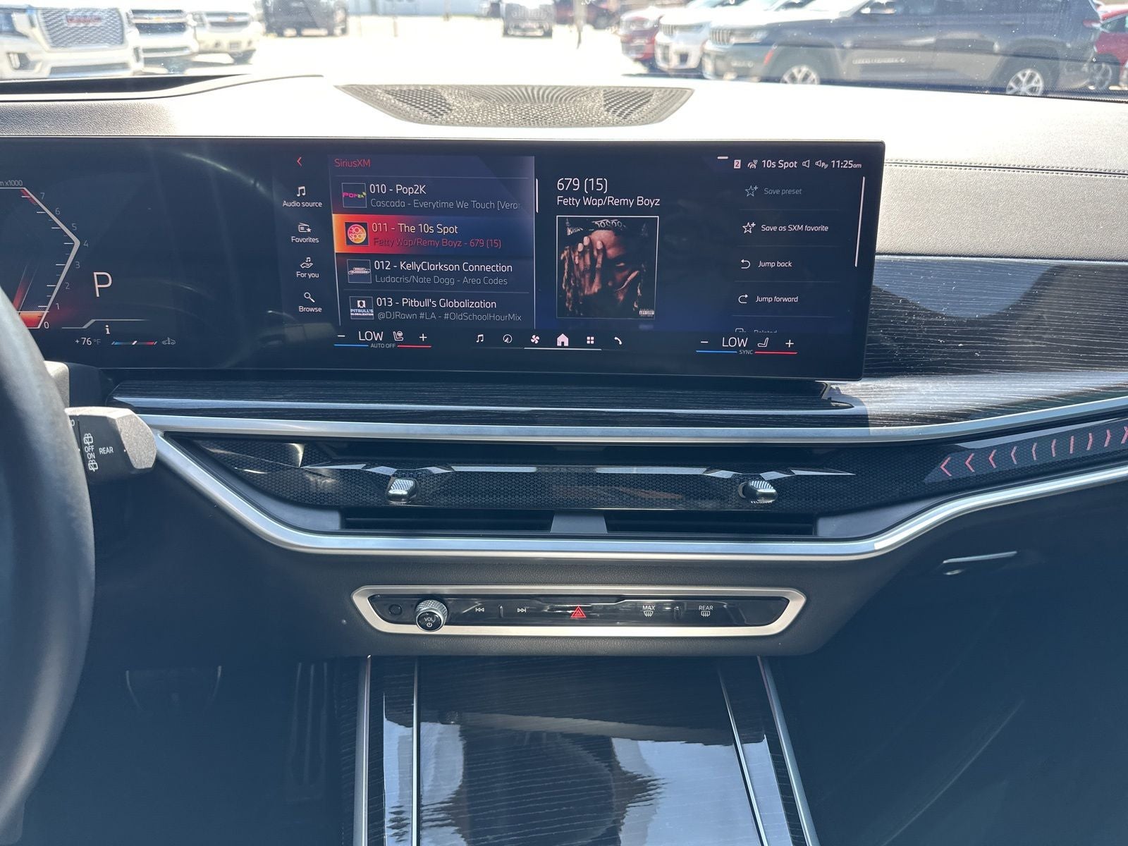 2024 BMW X7 xDrive40i