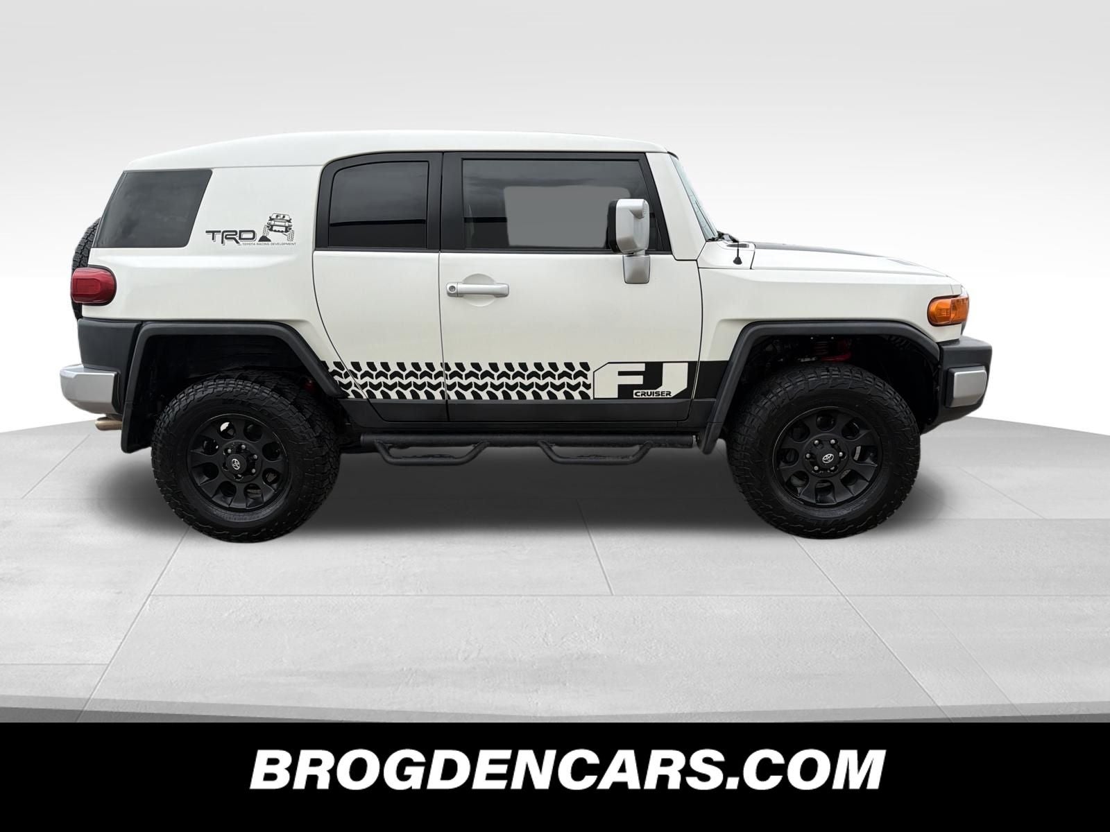 2013 Toyota FJ Cruiser Base