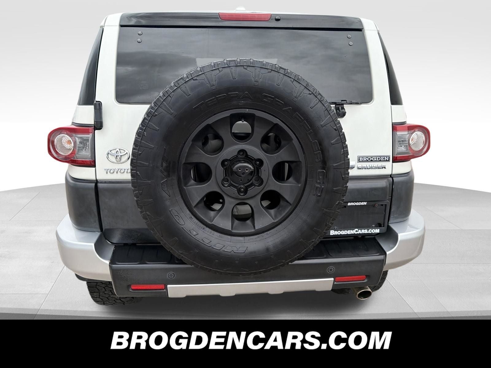 2013 Toyota FJ Cruiser Base