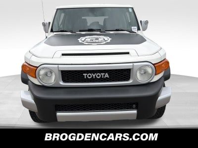 2013 Toyota FJ Cruiser Base