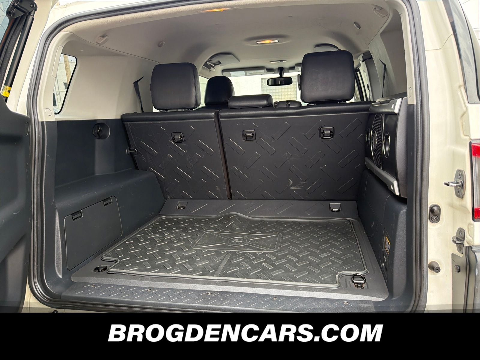 2013 Toyota FJ Cruiser Base