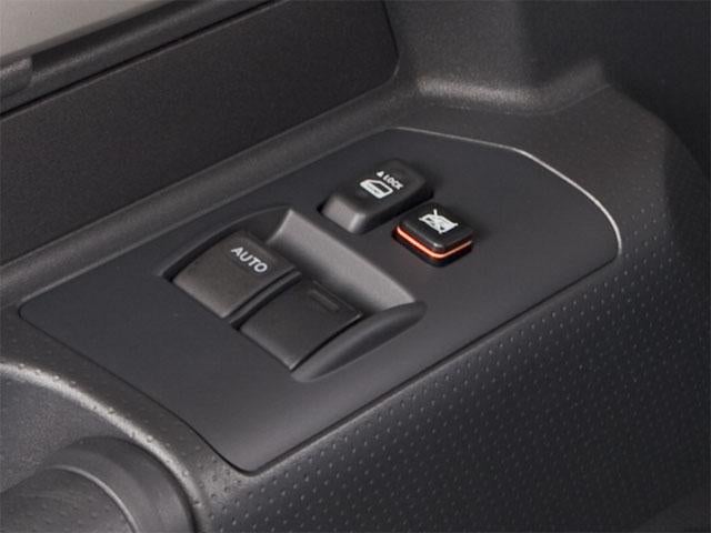 2013 Toyota FJ Cruiser Base