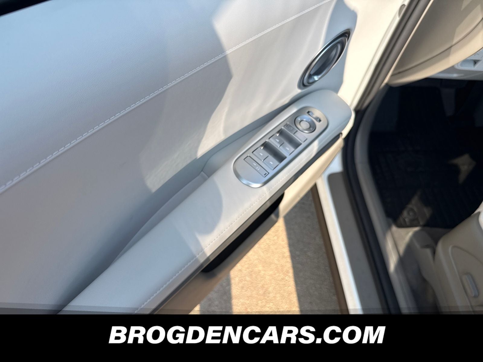 2026 Hyundai Palisade Hybrid SEL Premium 7 Passenger