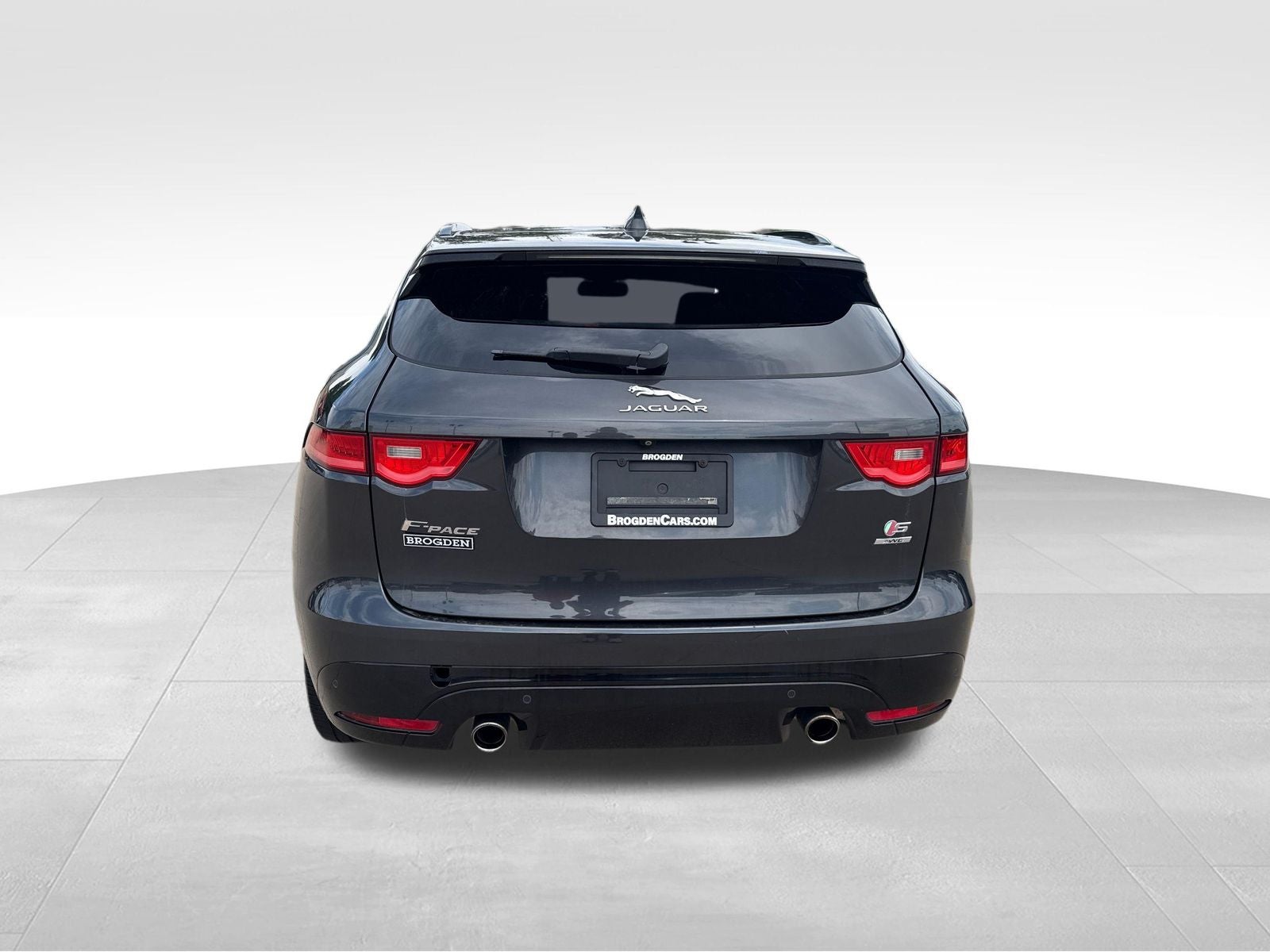 2018 Jaguar F-PACE S