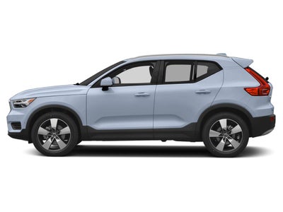 2020 Volvo XC40 Momentum