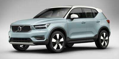 2020 Volvo XC40 Momentum